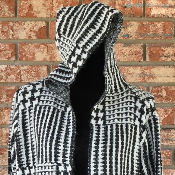 𝅺JOSEPH A Sweater - Picture 2 of 6